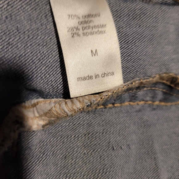 Maurice's denim jacket with button front cousure - Picture 7 of 7